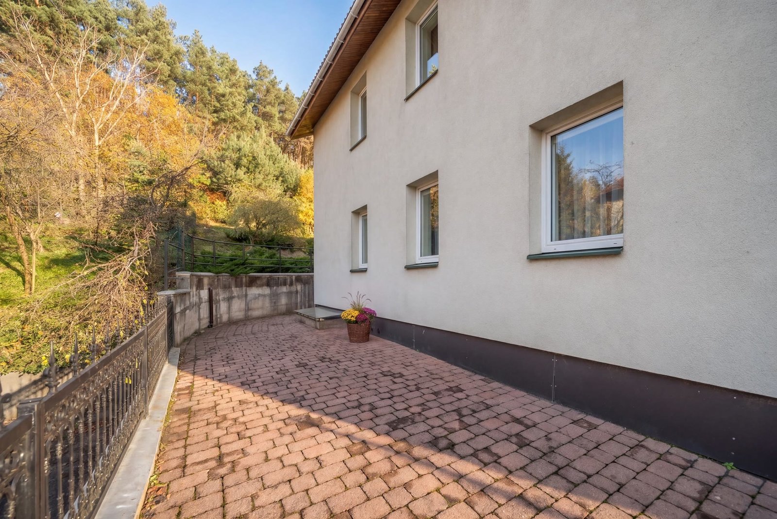 Namas su 8,31 a sklypu Žvėryne, Paribio g. 34