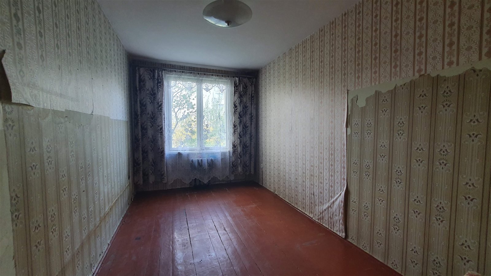 Vilnius, Antakalnis, P. Širvio g. – PARDUOTAS 1